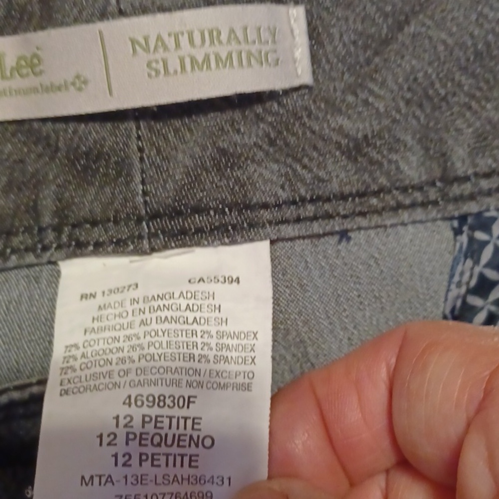 Lee Platinum naturally slimming jeans women's size 12P black - Picture 3 of 4